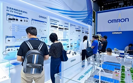 Omron Bersinar di SNEC 2025: Memberdayakan Industri Energi Baru dengan Teknologi Digital, Membangun Masa Depan Nol Karbon Bersama